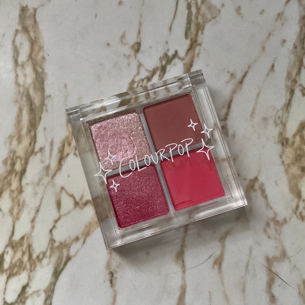 Colourpop Strawberry Sweet eyeshadow palette